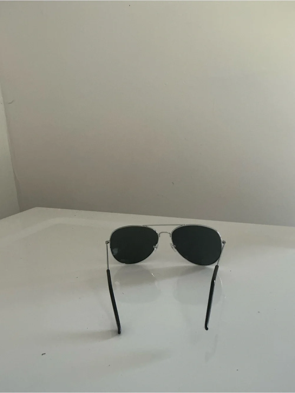 Classic Men’s Aviator Sunglasses - Black Lenses, Silver Frame